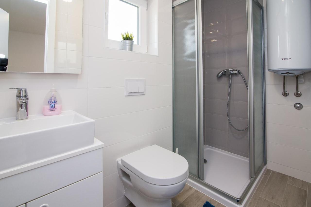 Luxury Mobile Homes Liza Biograd Na Moru Exterior foto
